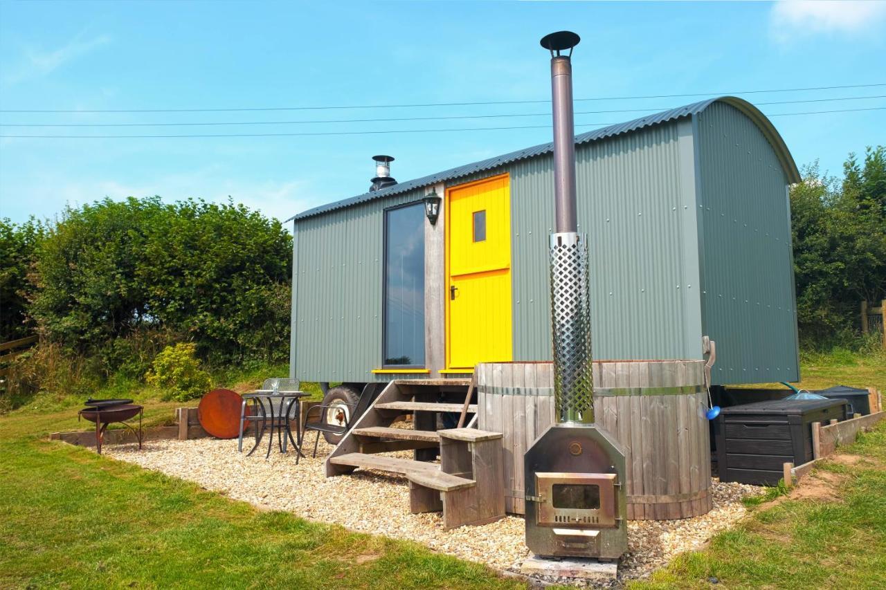 Kidwelly Glamping Hotel Exterior foto