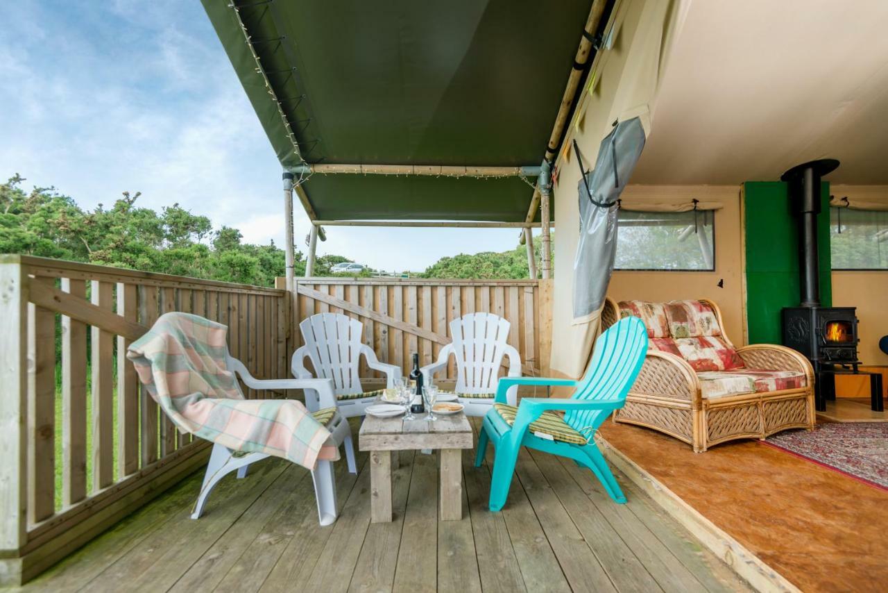 Kidwelly Glamping Hotel Exterior foto